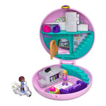 Dolls & Doll Houses