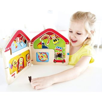 Dolls & Doll Houses