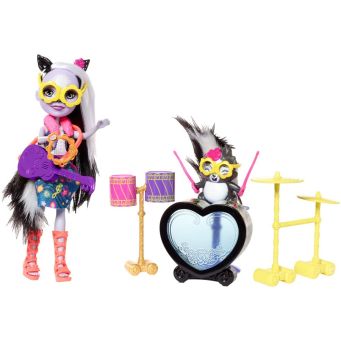 Dolls & Doll Houses