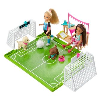 Dolls & Doll Houses