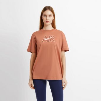 Women's Sports Sweatshirt and T-shirt