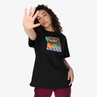 Women's Sports Sweatshirt and T-shirt